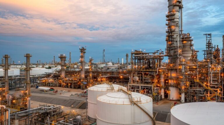 Chemical Refinery